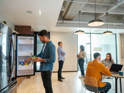 Connected refrigerators: the 2.0 canteen for healthy self-service meals